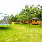 別荘 Letniskowe Sosnowo ウストカ